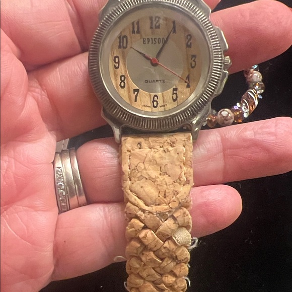 Bundle of 4 Vintage Watches with Bonus Bracelet - Picture 7 of 11